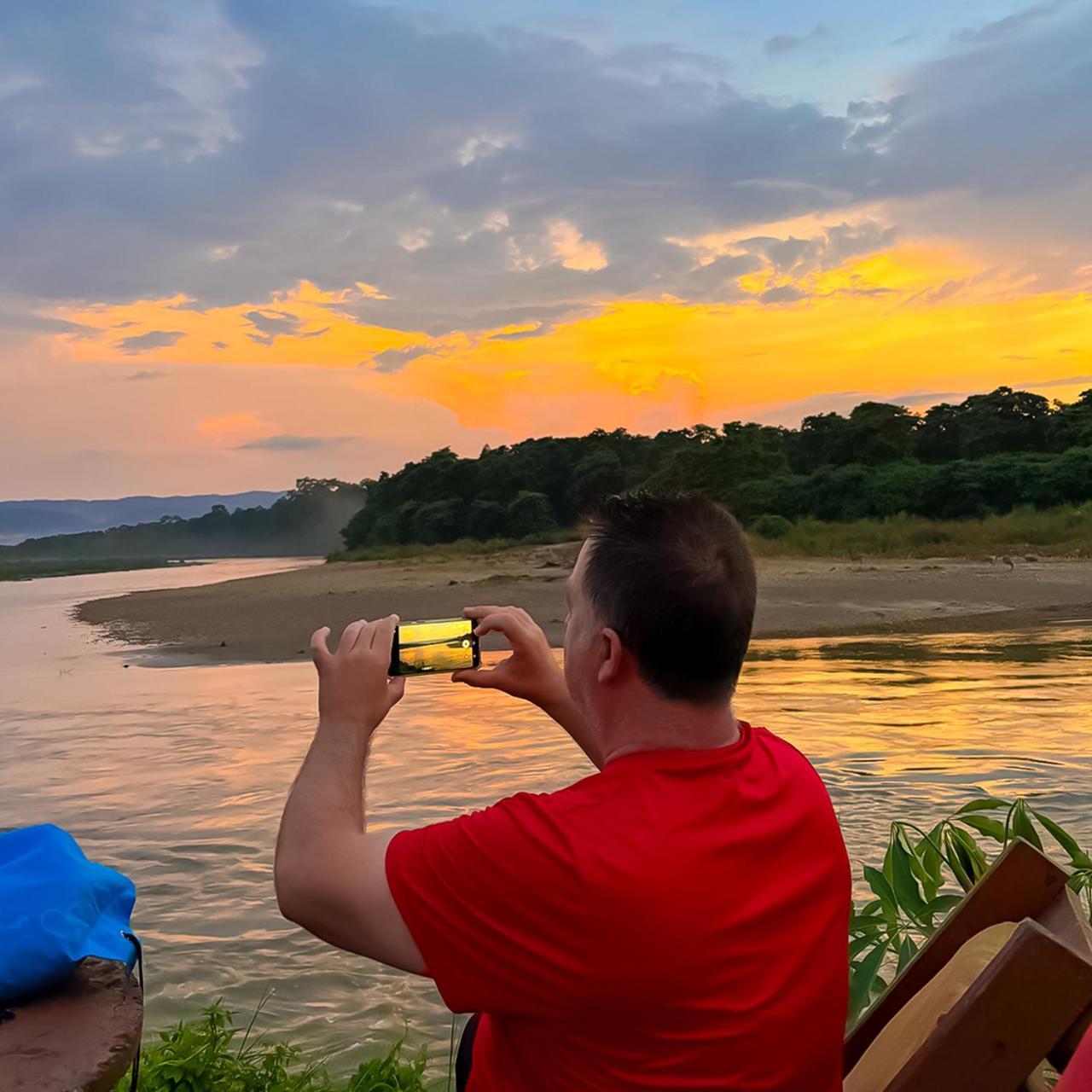Greenland Safari, Sauraha Εξωτερικό φωτογραφία